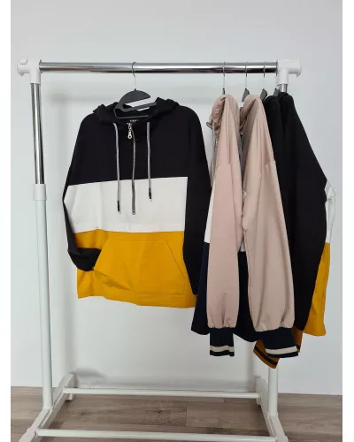 Ask for product! — Sweatshirt with kangaroo pocket - Mustard black