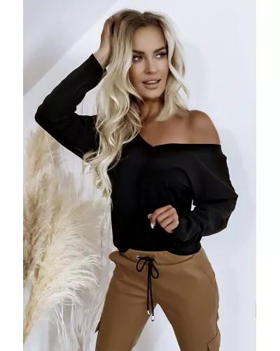 Ask for product! — Cotton blouse with raglan sleeves - Black