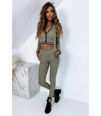 Matching tracksuit set - sweatshirt and trousers Olive/Black