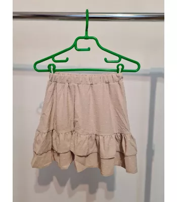 Short beige skirt mini