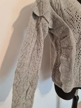 Cardigan sweater with ruffles and buttons - Gray - Sweaters