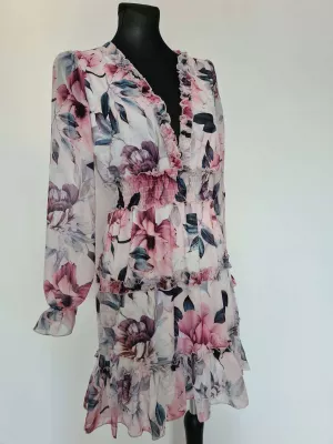 Chiffon dress with an elastic waist and frills - White - Dresses