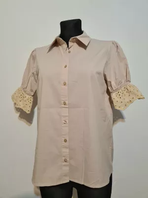 Classic shirt with a collar and openwork, short sleeves - Beige - Shirts