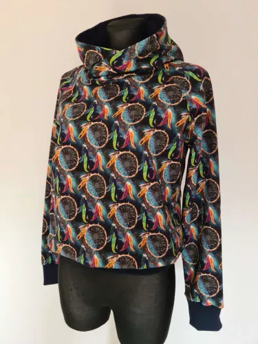 Cotton sweatshirt with a tight-fitting hood, dreamcatcher graphics, black