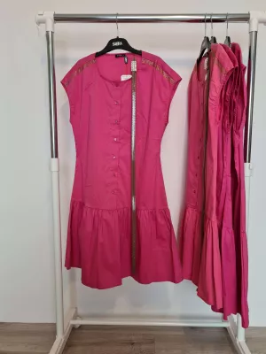 Dress with a belt and decorative sequins - pink - Dresses