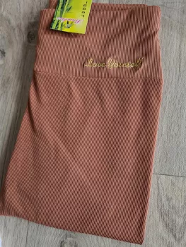 Elastic leggings with a stripe and a decorative inscription - Brown